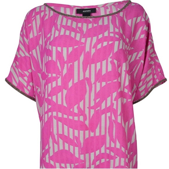 Alfani Tops - 🎀ALFANI🎀BEADED PINK AND TAN BUBBLE SHIRT🎀
